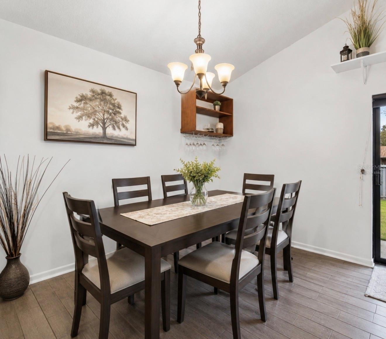 1932 GREGORY DR — photo 4