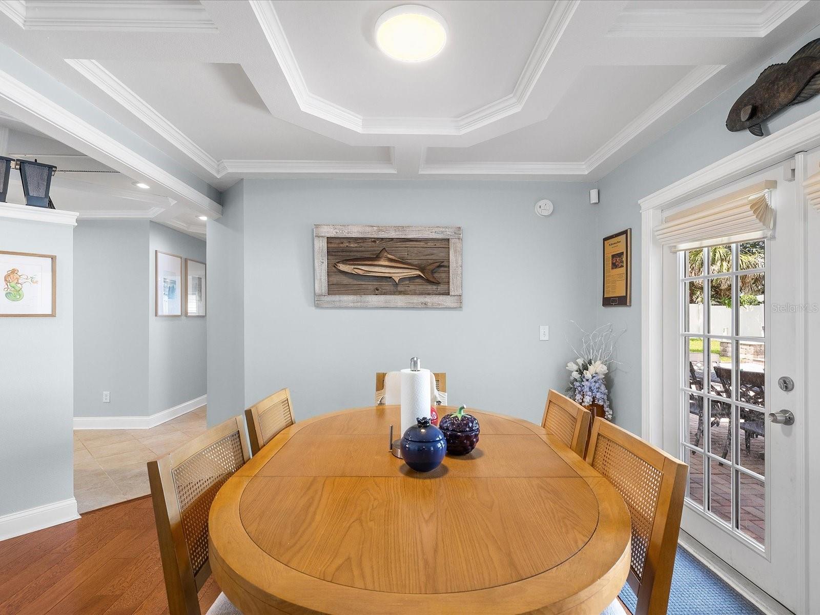 118 LIVE OAK LN — photo 10
