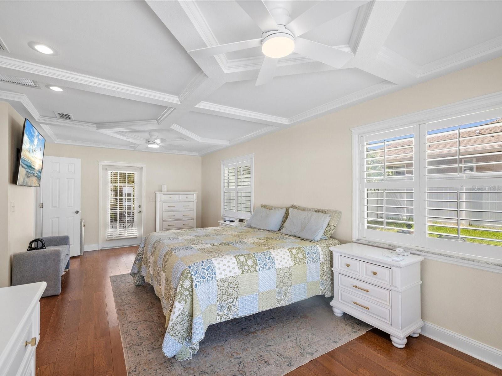 118 LIVE OAK LN — photo 13