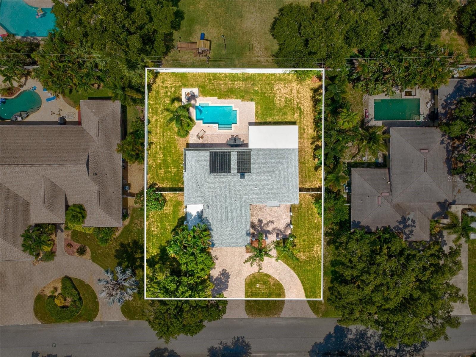 118 LIVE OAK LN — photo 34