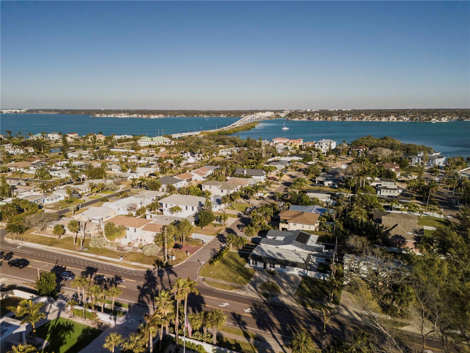 705 GULF BLVD — photo 30