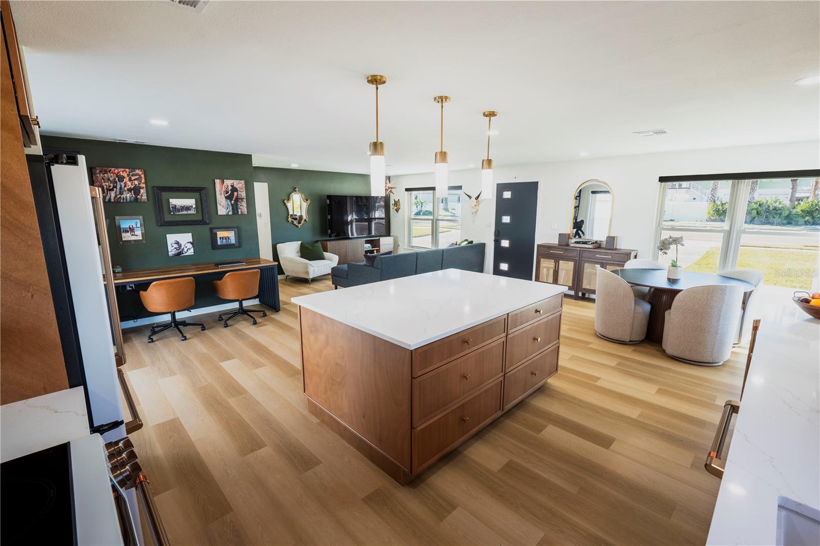 705 GULF BLVD — photo 4