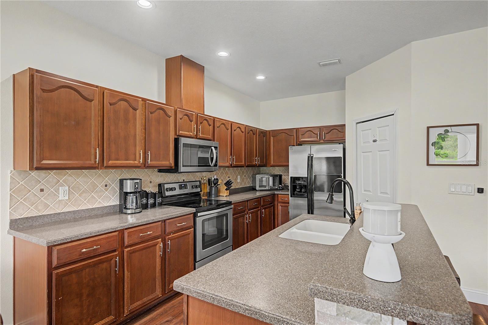 9837 JASMINE BROOK CIR — photo 16