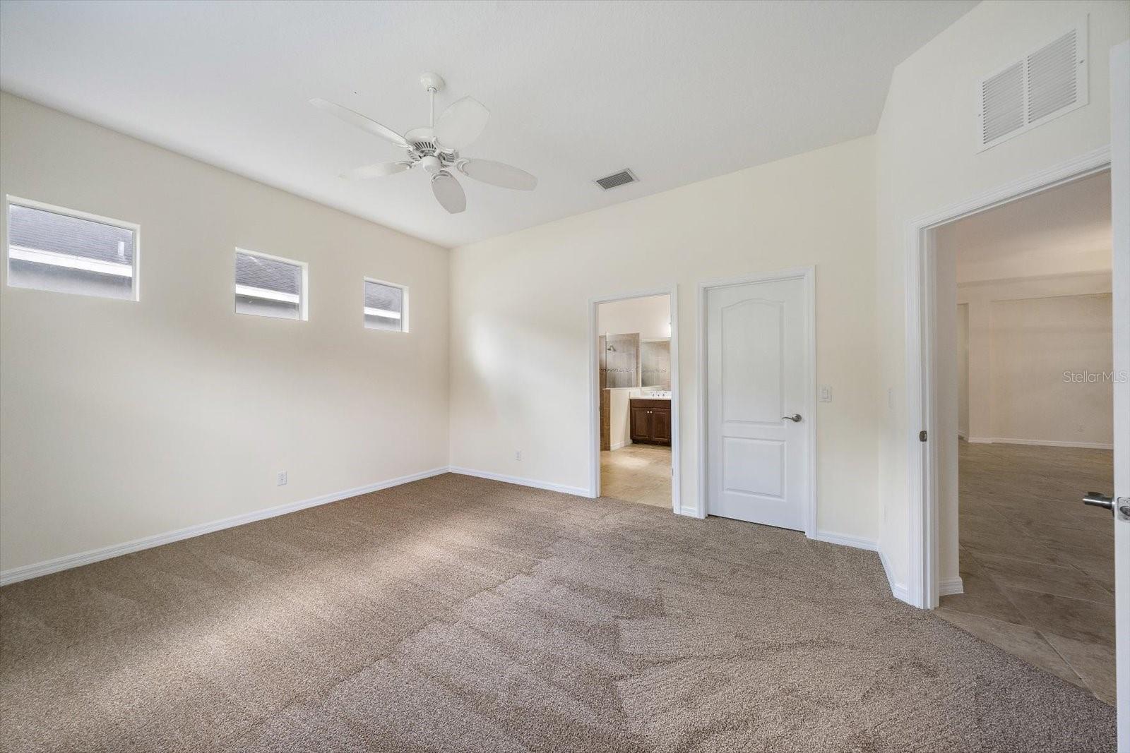 4672 CLAREMONT PARK — photo 17