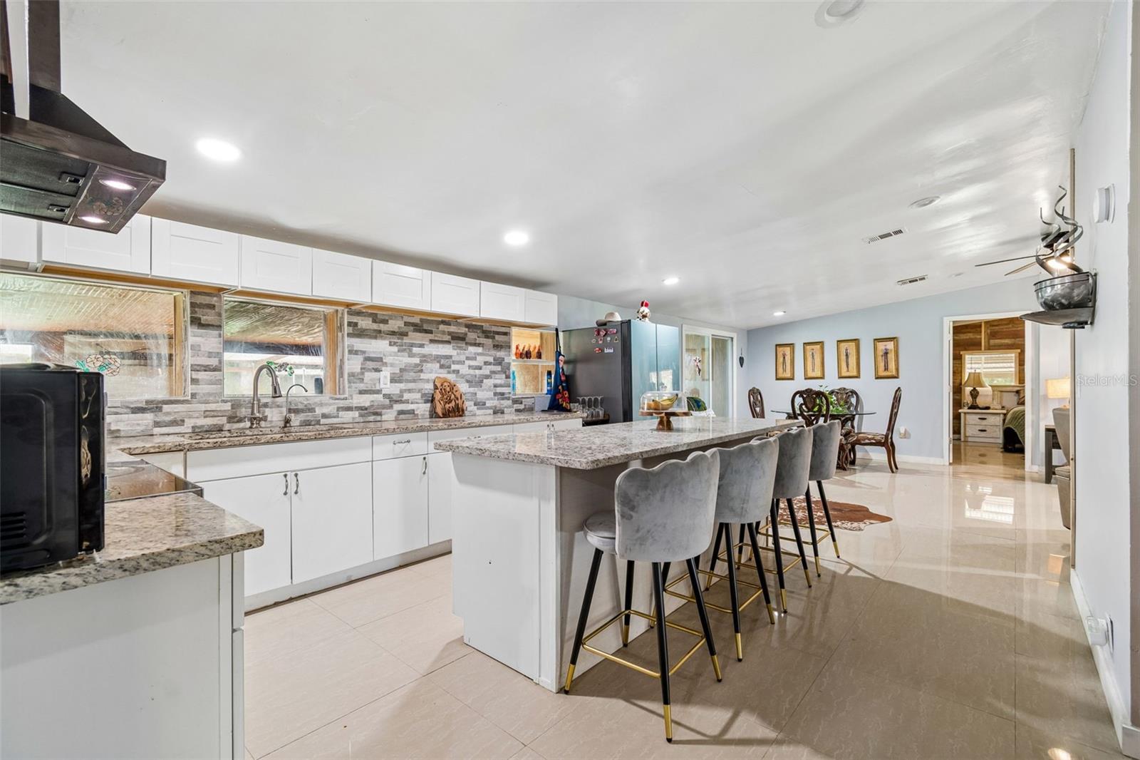 18020 RIGSBY RD — photo 10