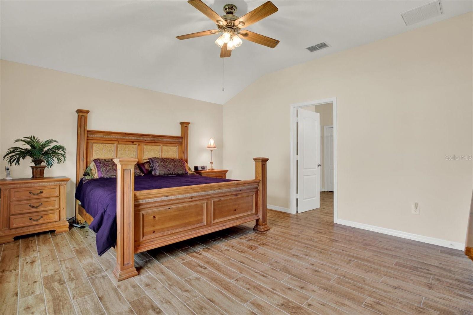 19343 HASKELL PL — photo 17