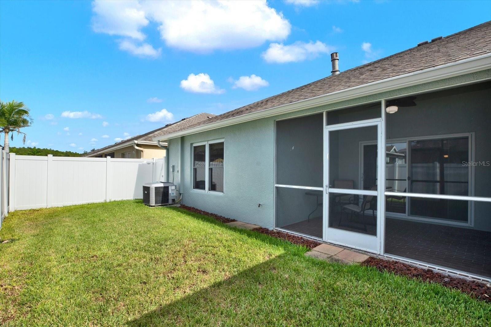 19343 HASKELL PL — photo 27