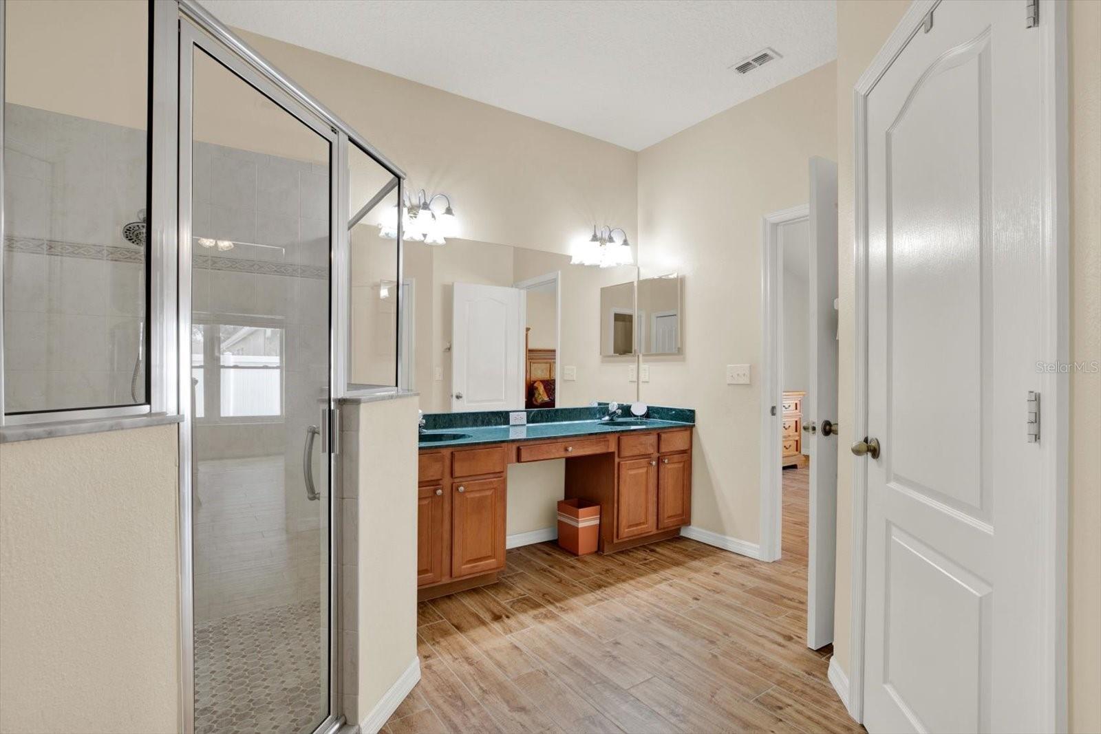 19343 HASKELL PL — photo 19