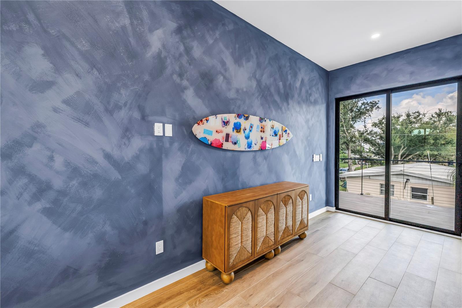 2345 TEMPLE ST — photo 50