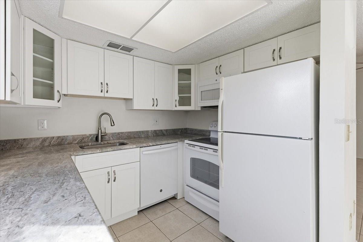 3 QUAILS RUN BLVD #3105 — photo 11