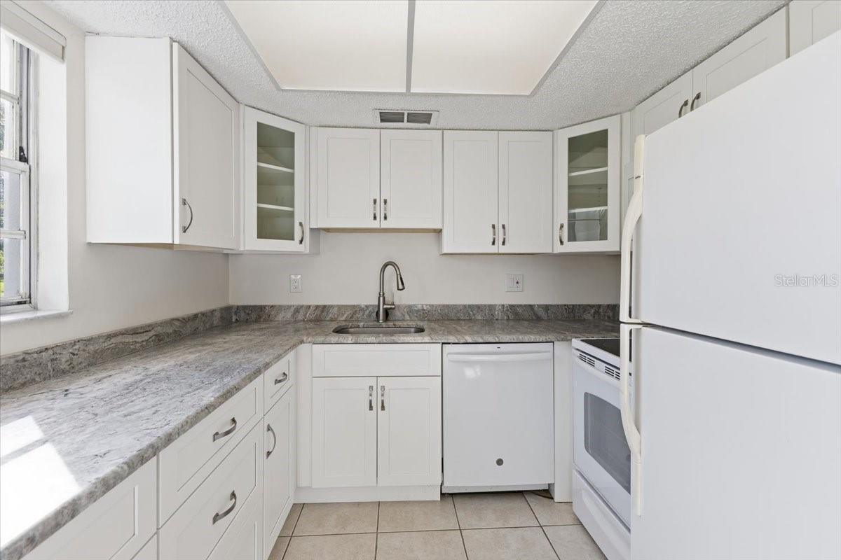 3 QUAILS RUN BLVD #3105 — photo 13