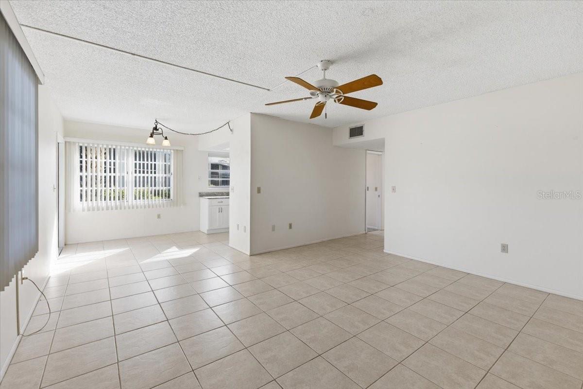 3 QUAILS RUN BLVD #3105 — photo 7