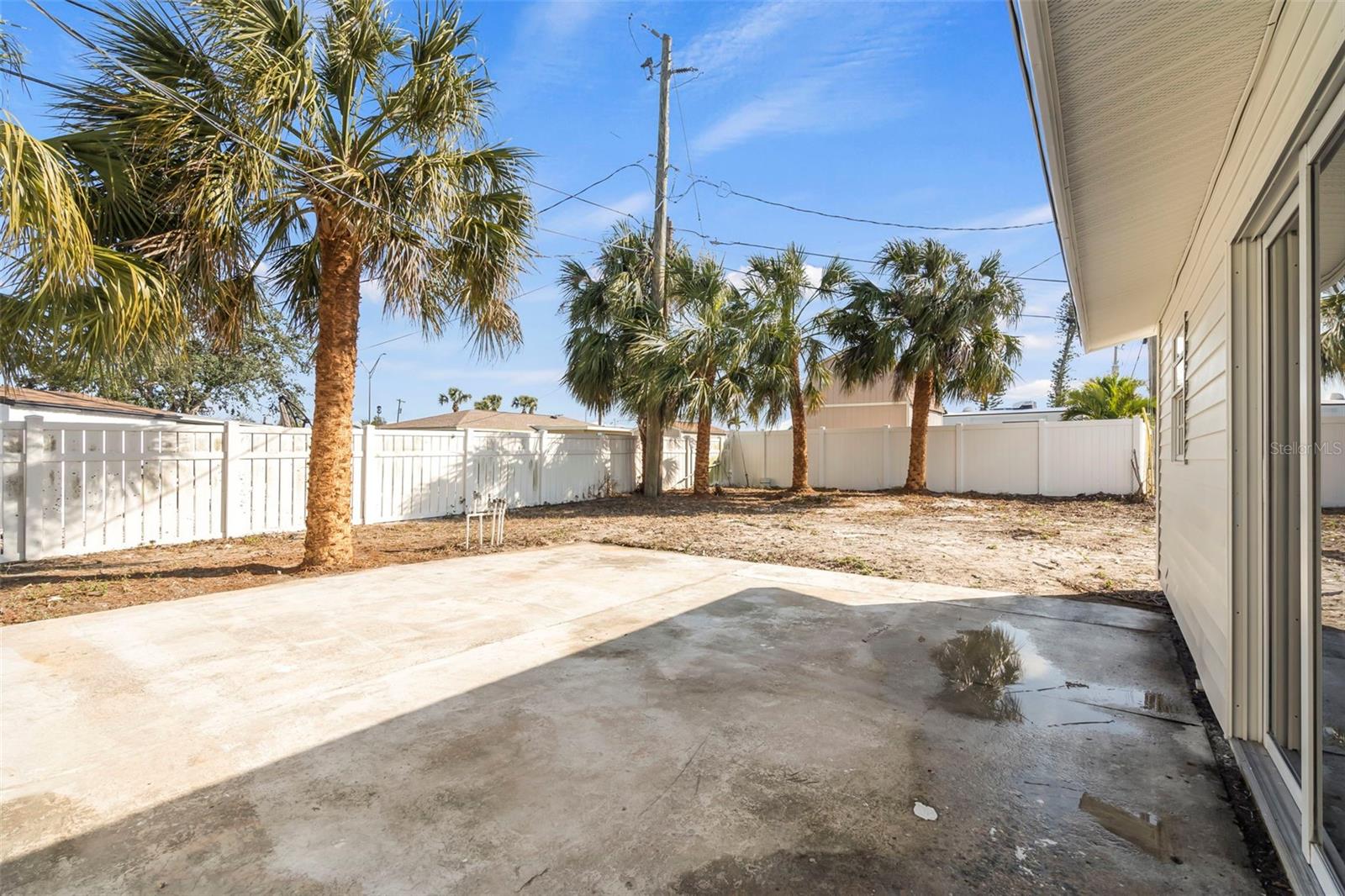 6211 CORNELL RD — photo 29