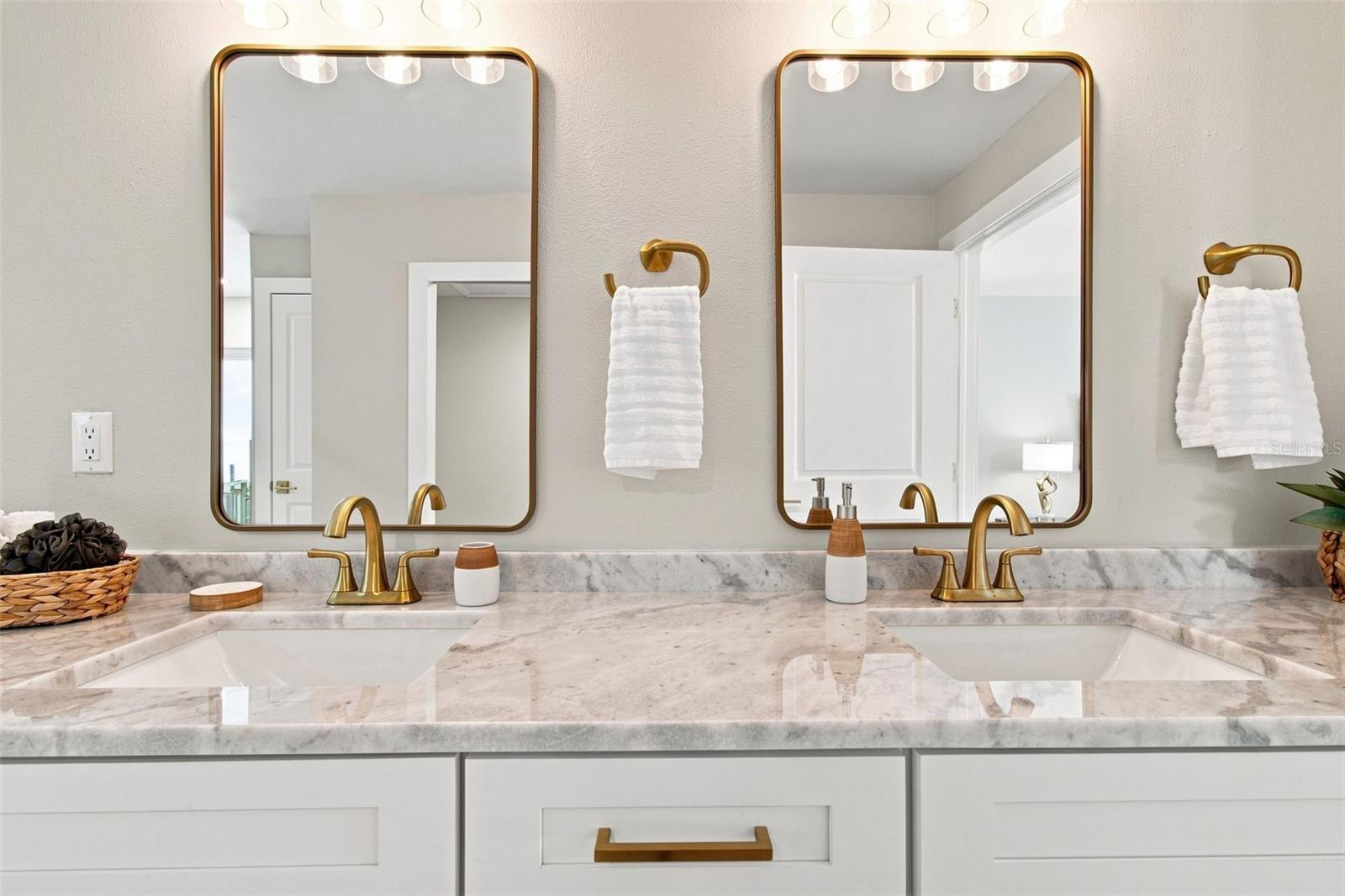 3126 EDGEMOOR DR — photo 21
