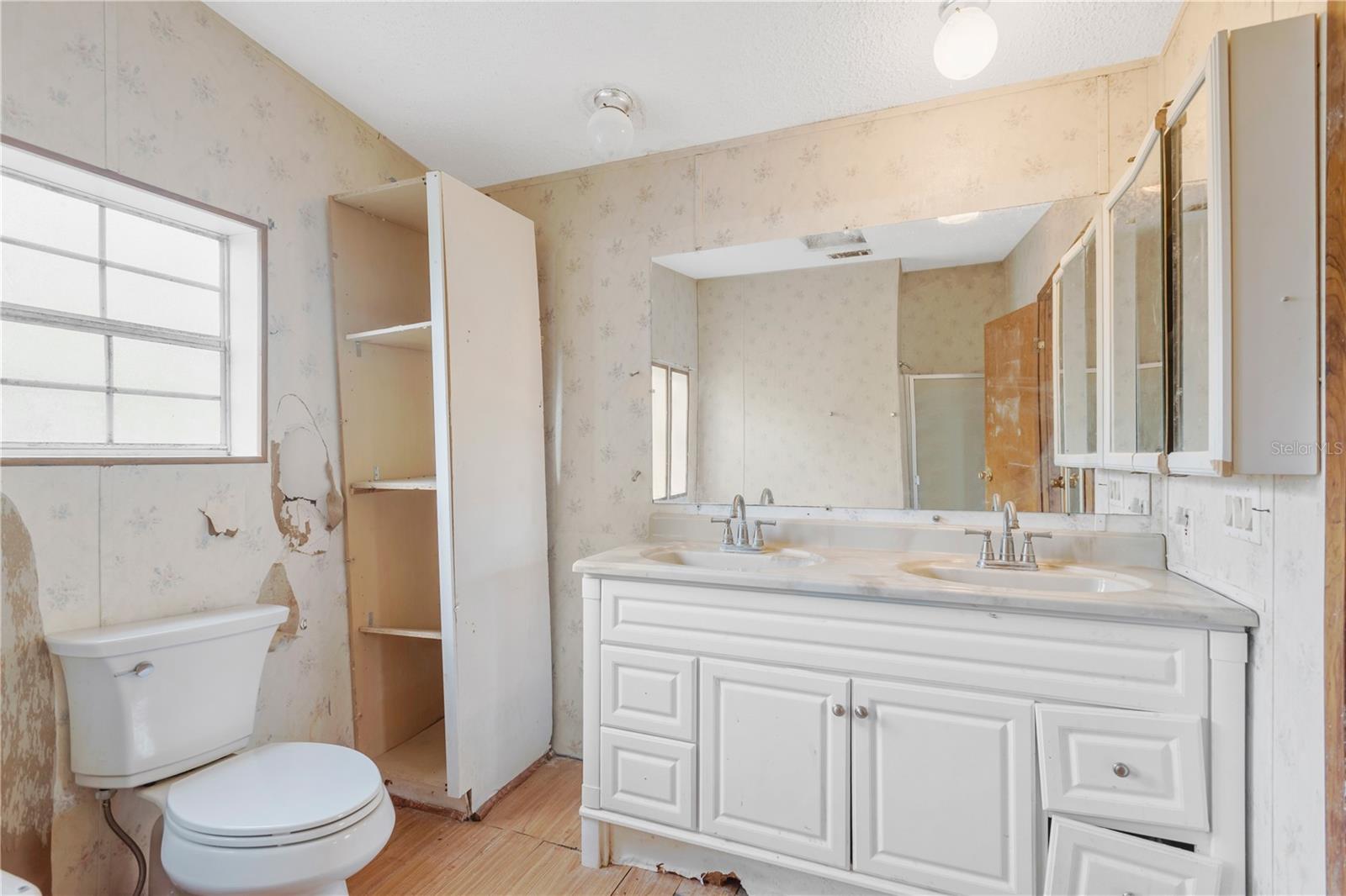 11620 E BAY RD — photo 11