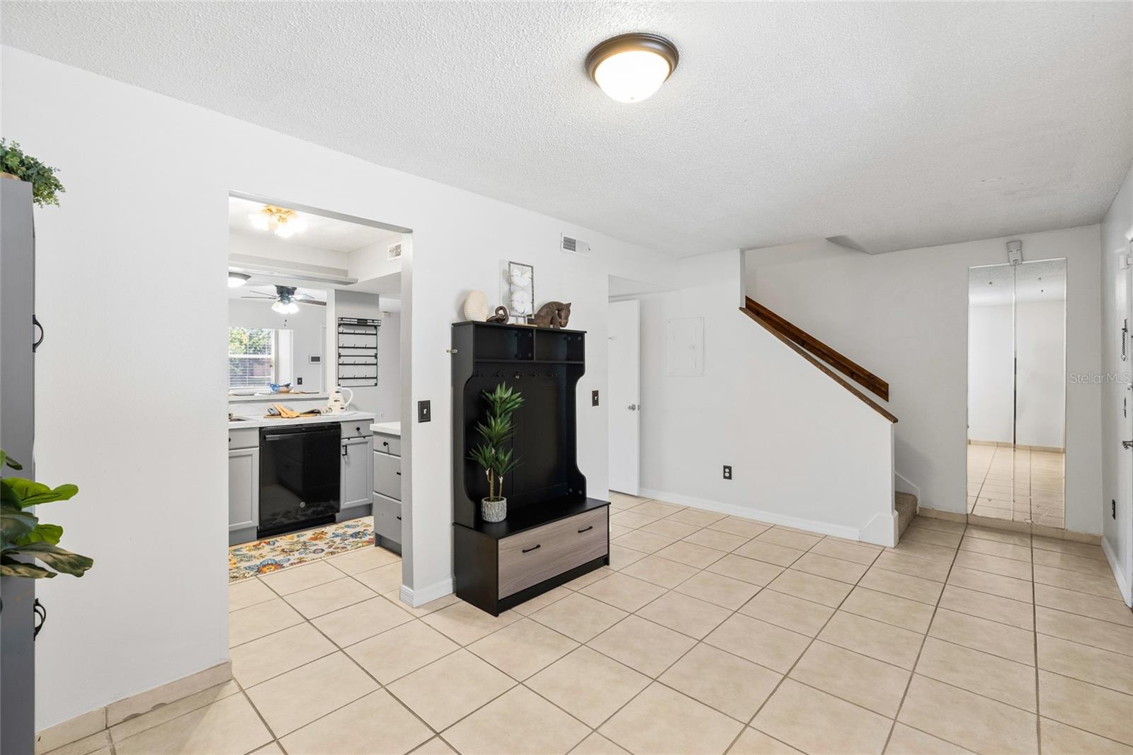 4038 CORTEZ DR #B — photo 12