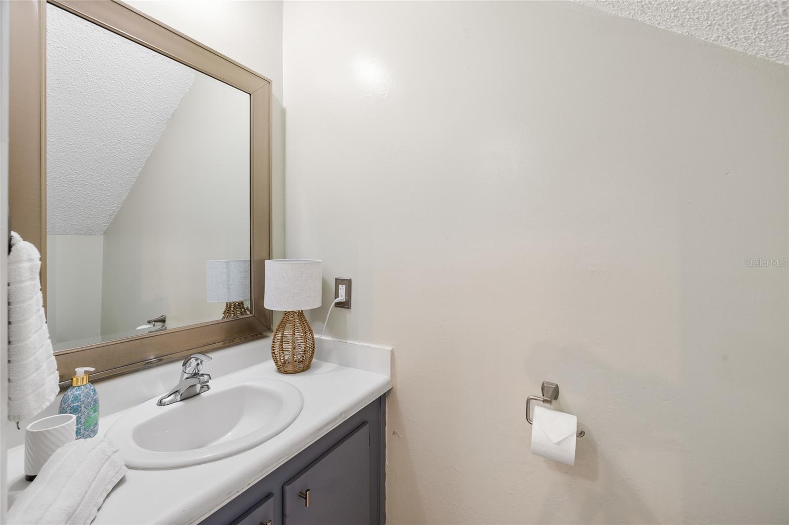 4038 CORTEZ DR #B — photo 27