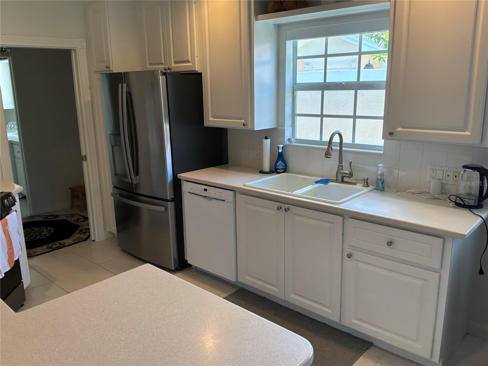 7562 QUINTO DR — photo 7