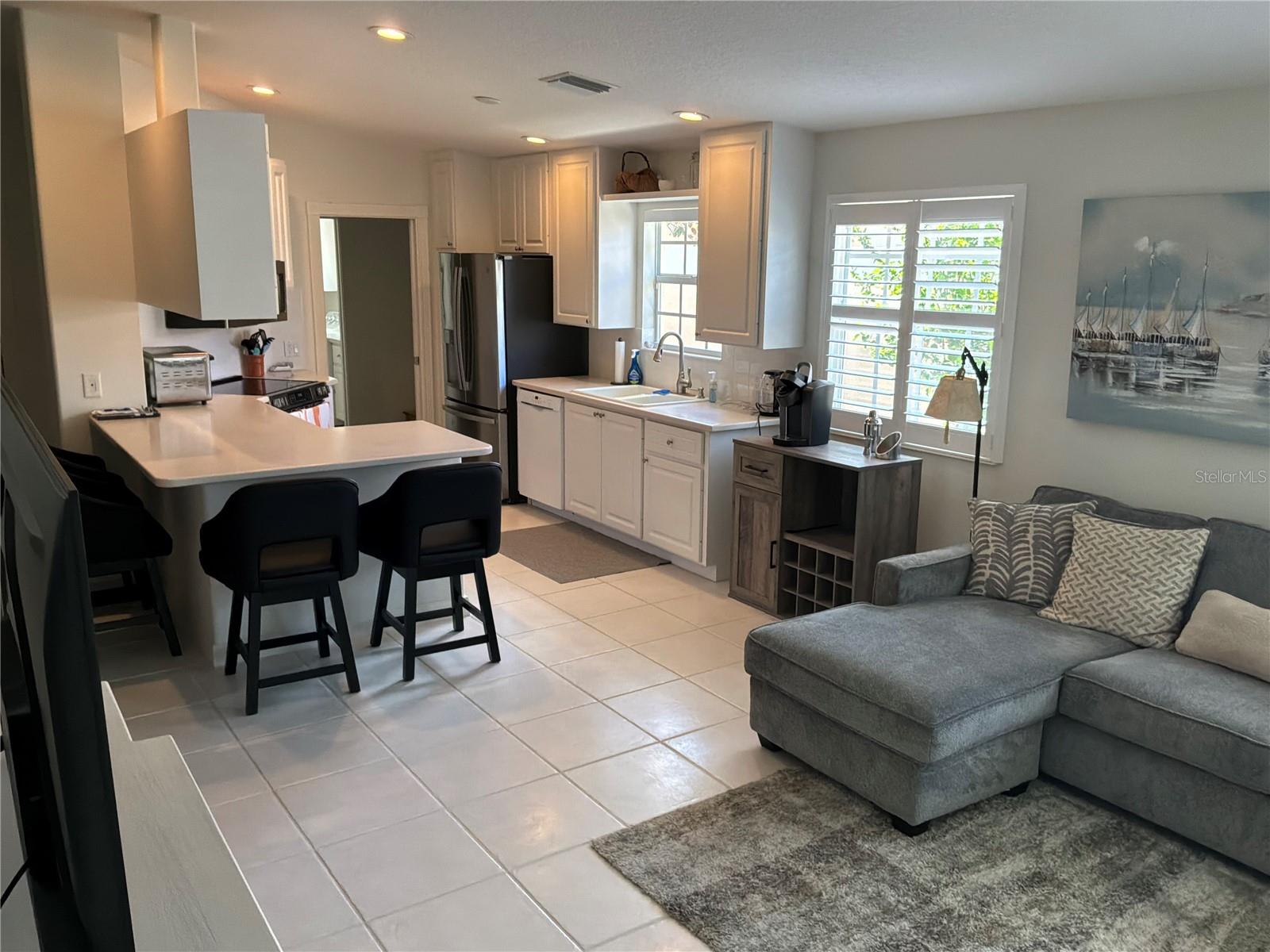 7562 QUINTO DR — photo 10