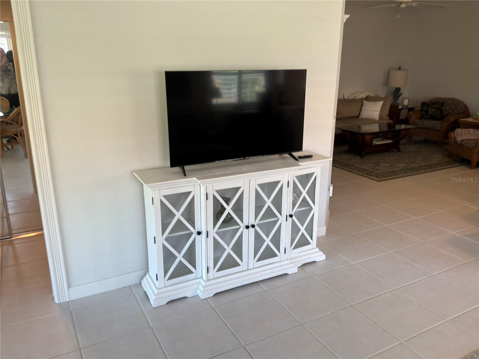 7562 QUINTO DR — photo 32
