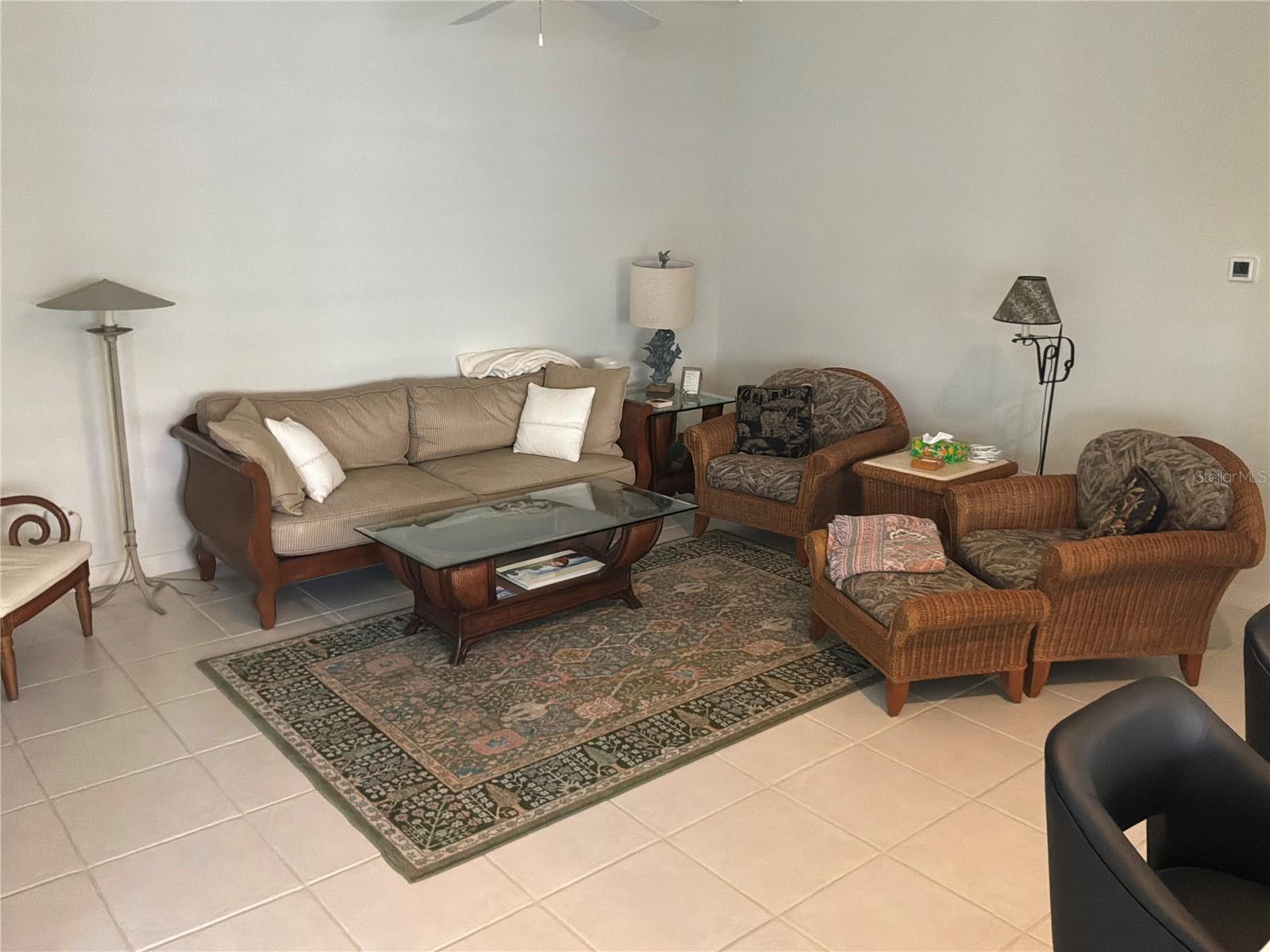7562 QUINTO DR — photo 5