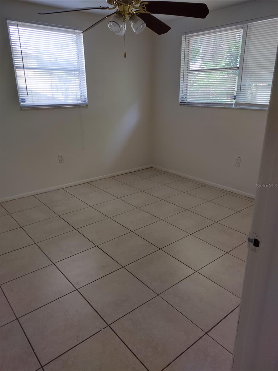 5620 ANDREA DR — photo 12