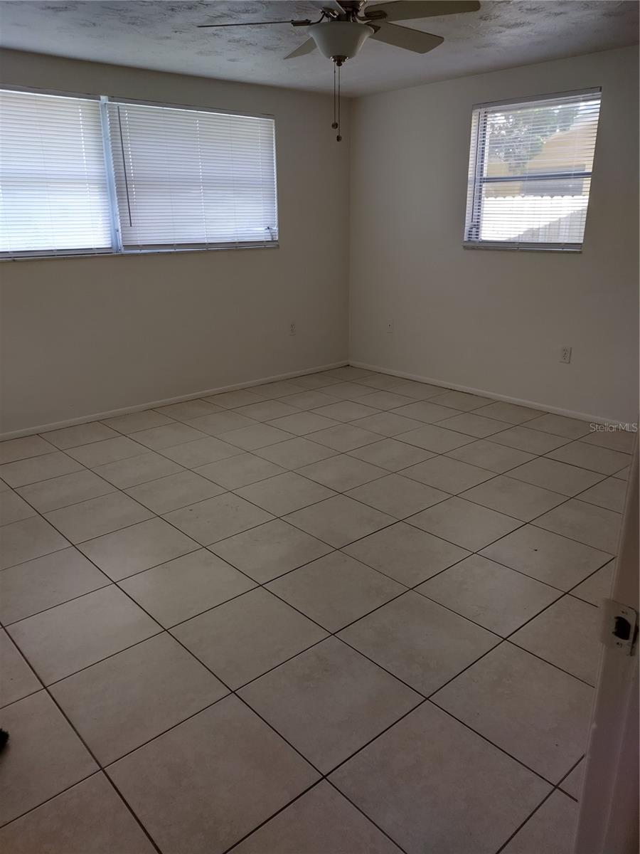 5620 ANDREA DR — photo 15