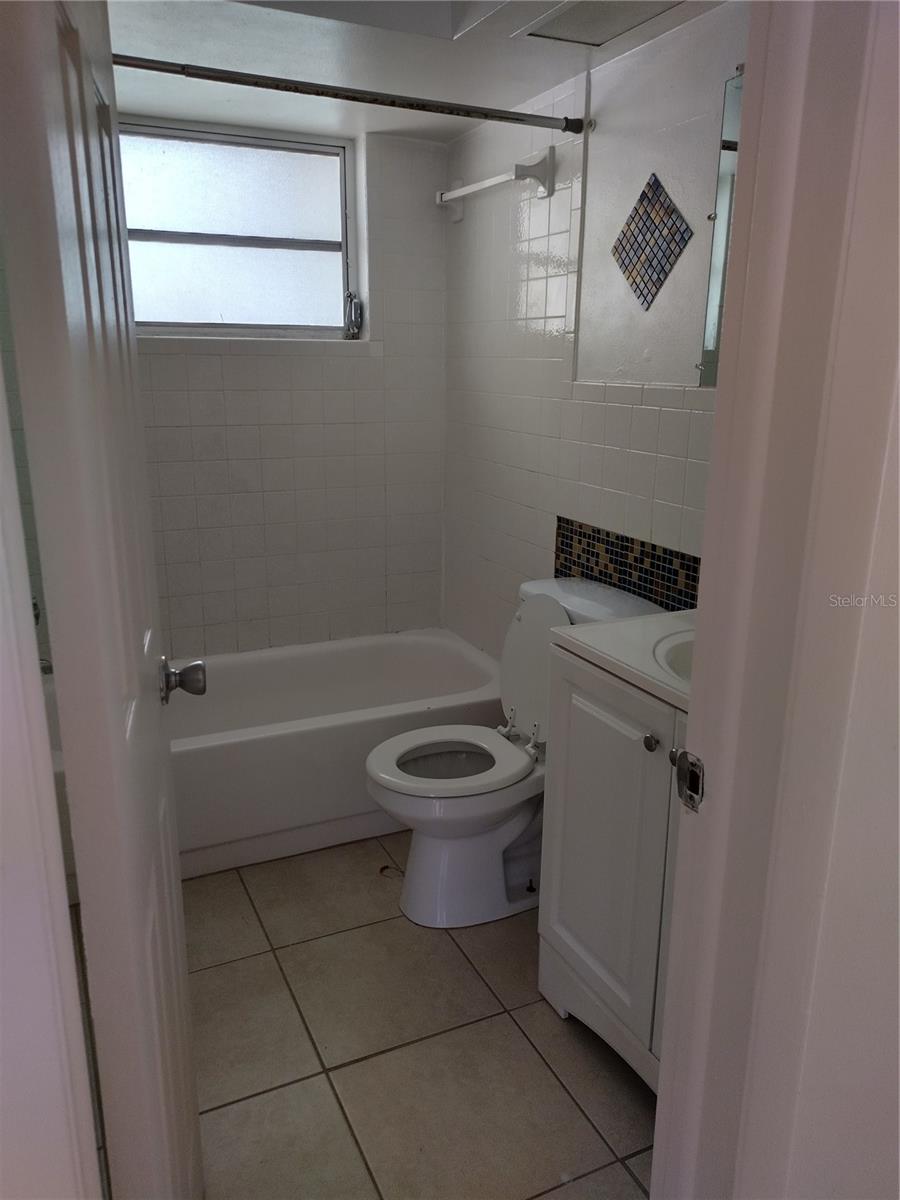 5620 ANDREA DR — photo 11