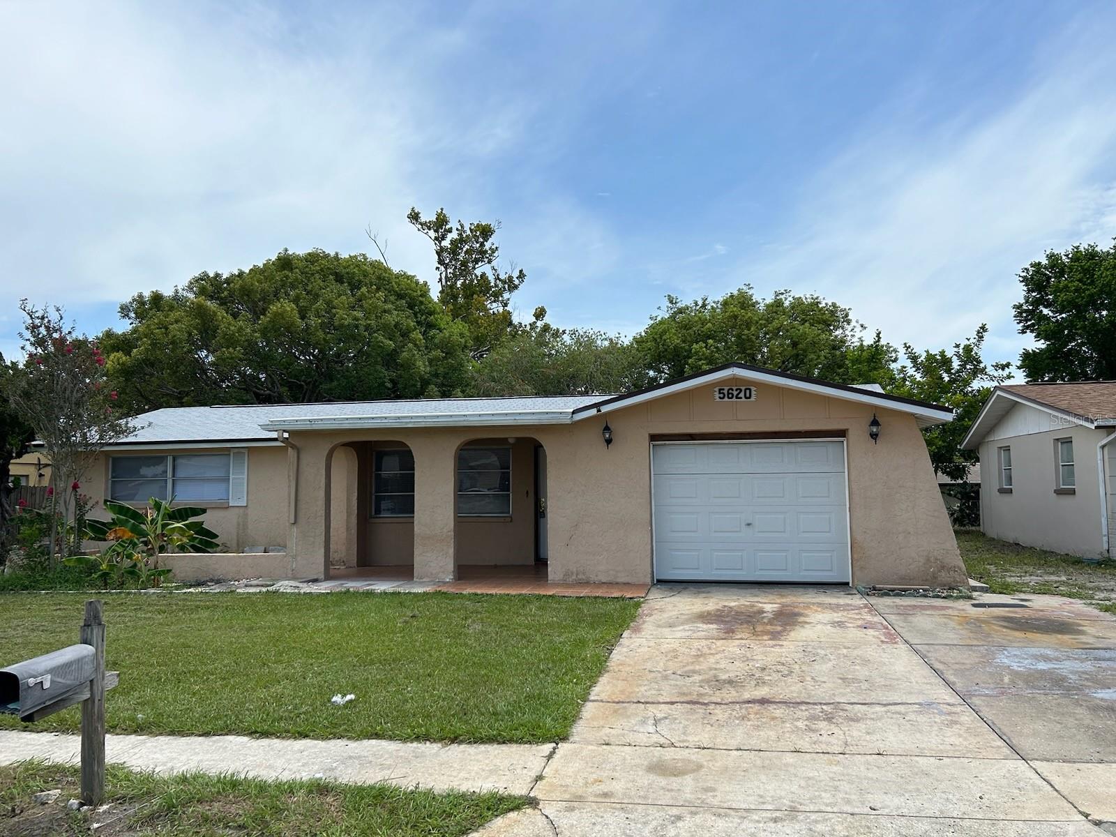 5620 ANDREA DR — photo 2