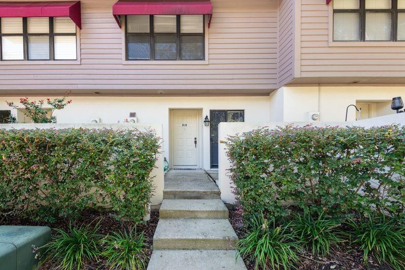 819 OAK PARK PL — photo 3