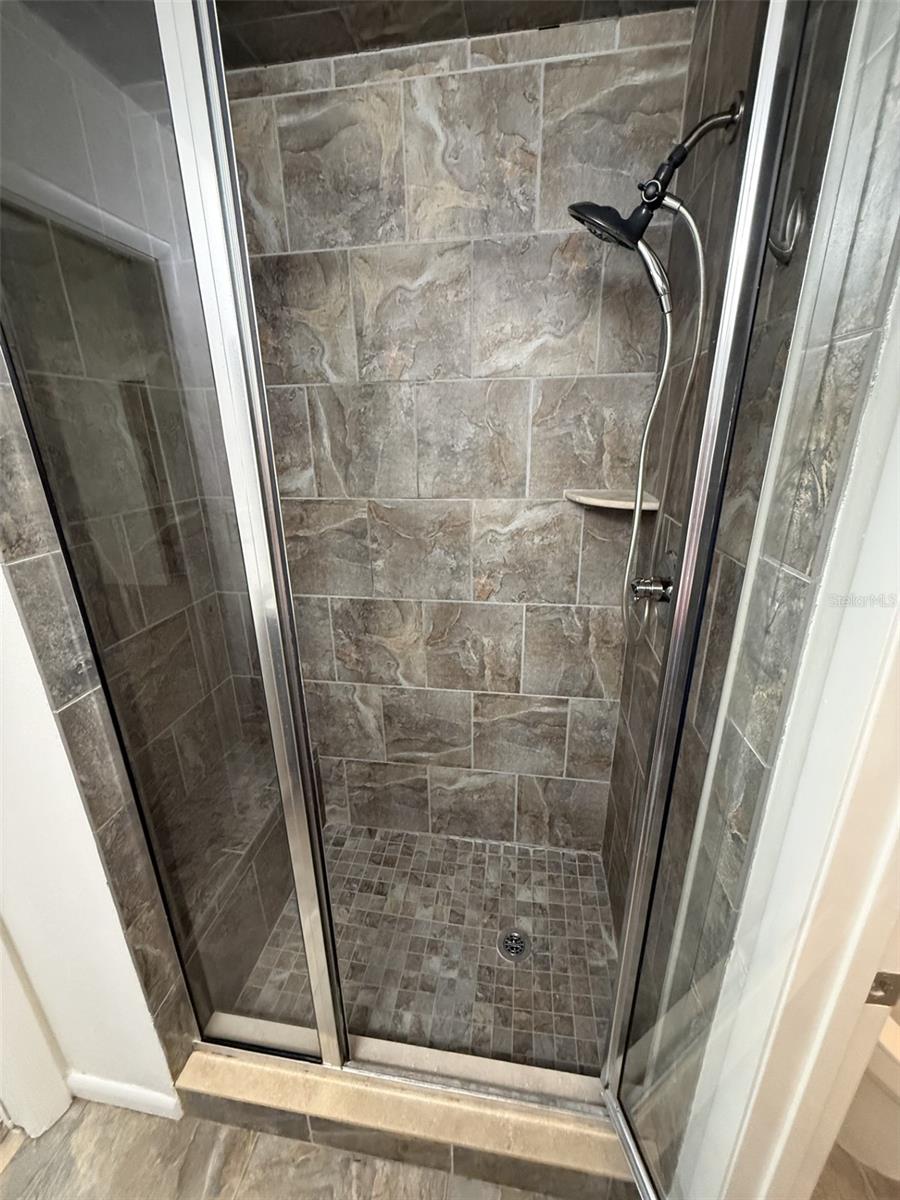 819 OAK PARK PL — photo 30