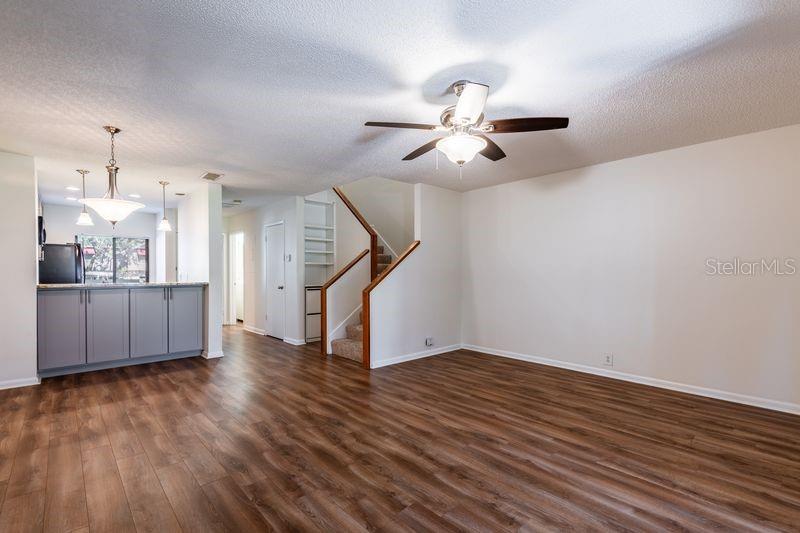 819 OAK PARK PL — photo 13