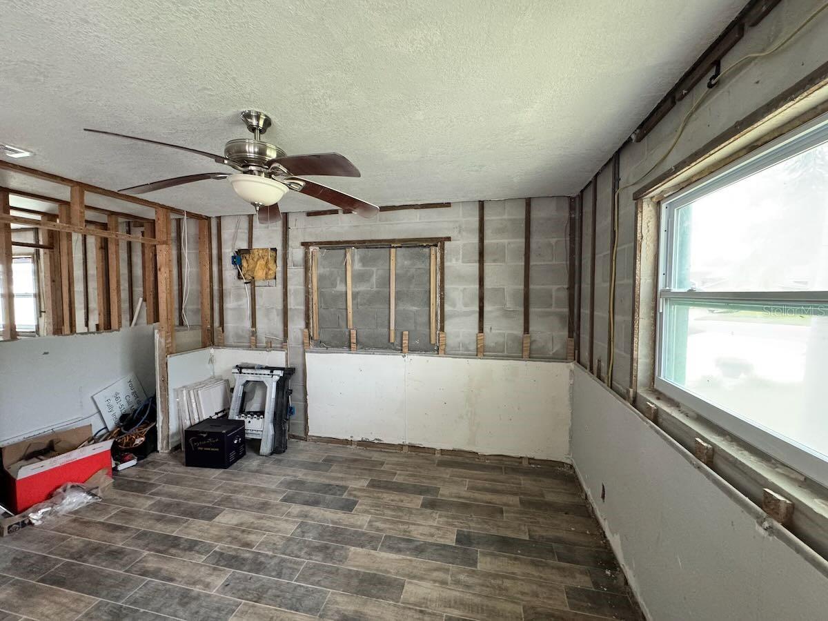5451 BAYOU GRANDE BLVD NE — photo 4