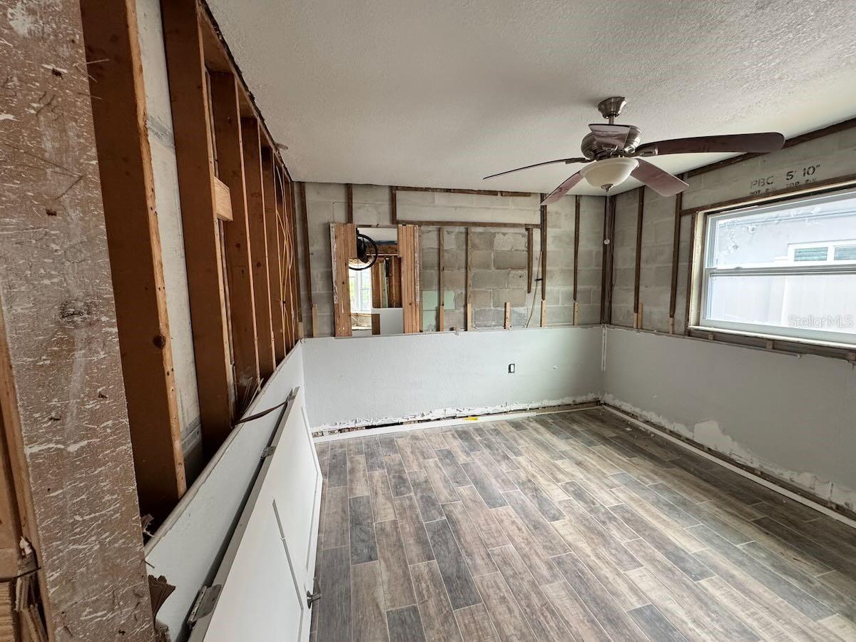 5451 BAYOU GRANDE BLVD NE — photo 10