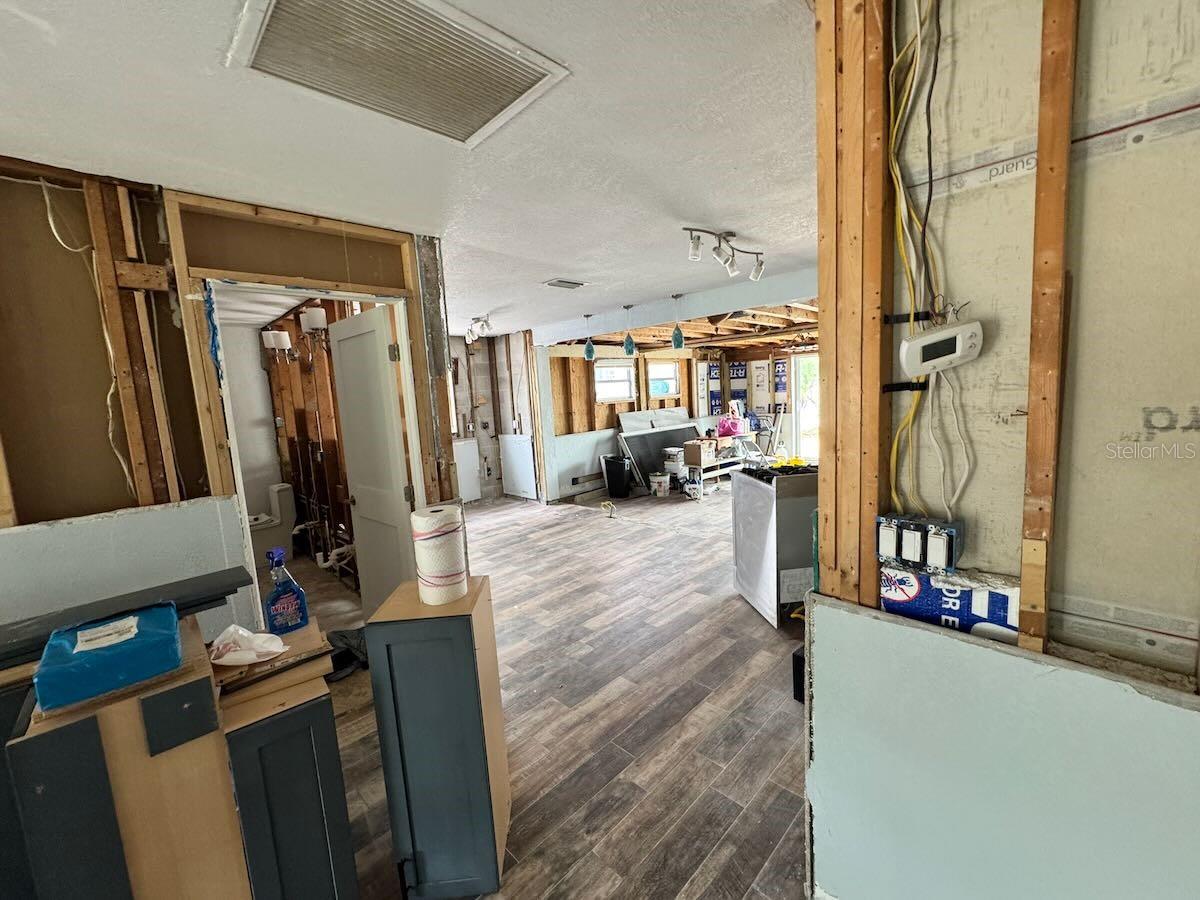 5451 BAYOU GRANDE BLVD NE — photo 15