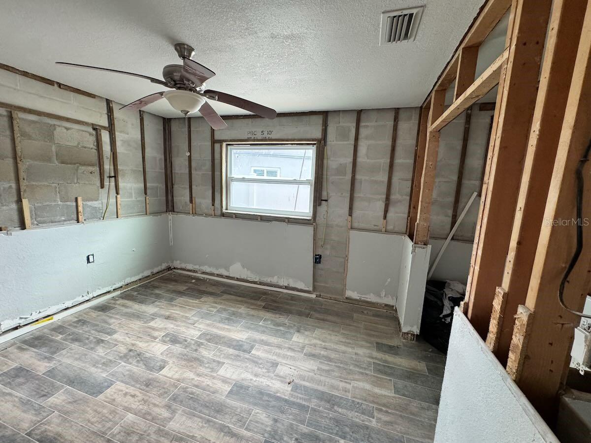 5451 BAYOU GRANDE BLVD NE — photo 9