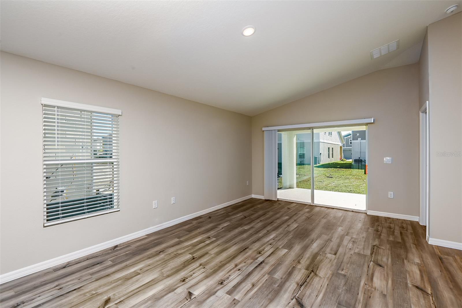 15164 MAUDE LANDING LOOP — photo 3