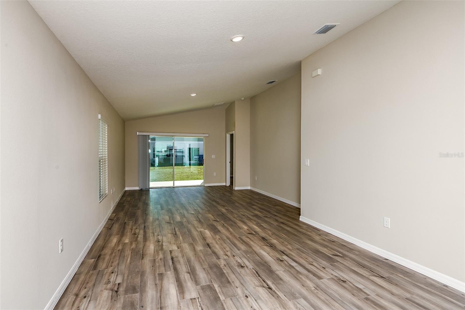 15164 MAUDE LANDING LOOP — photo 13