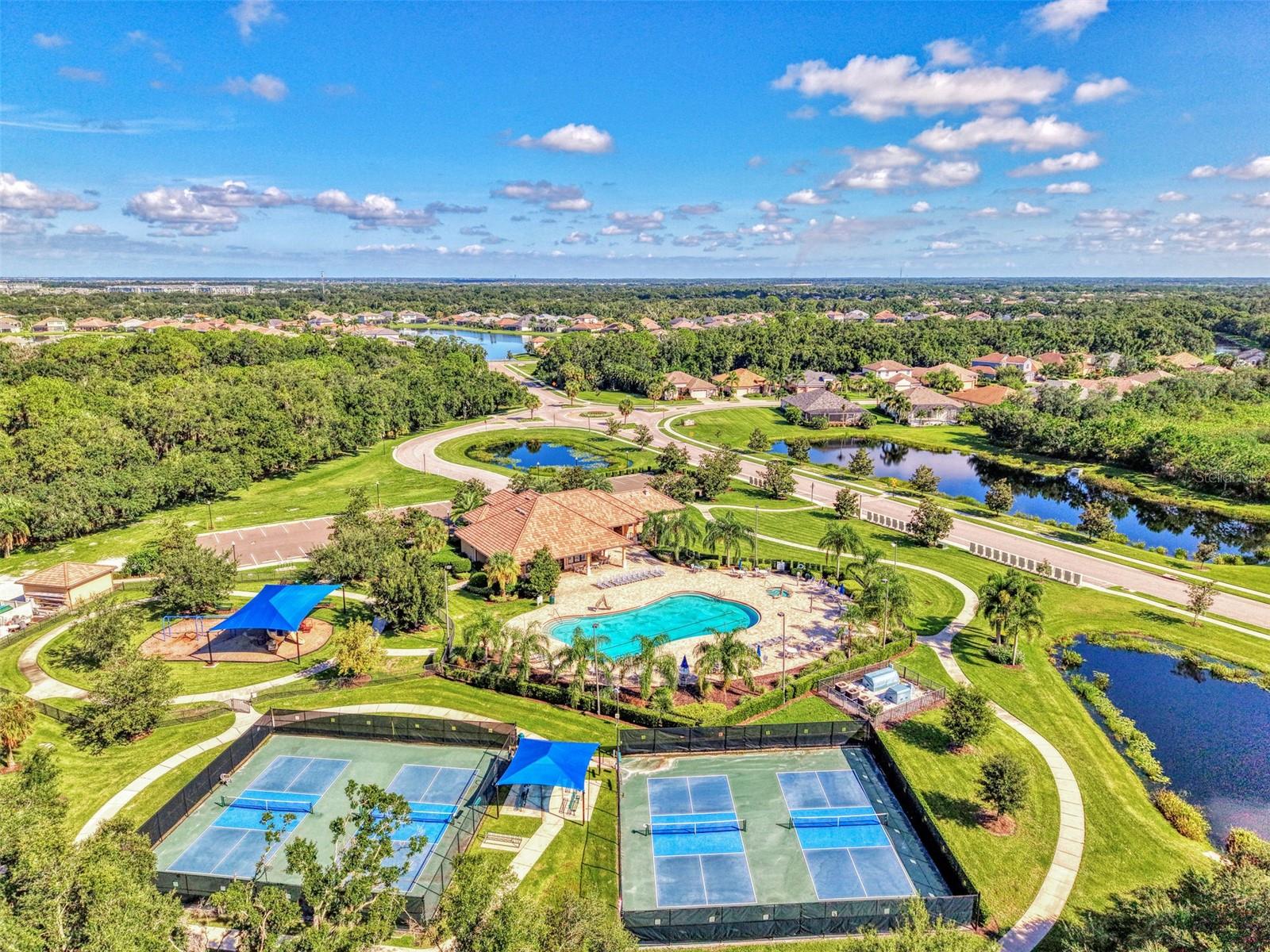 708 ROSEMARY CIR — photo 89