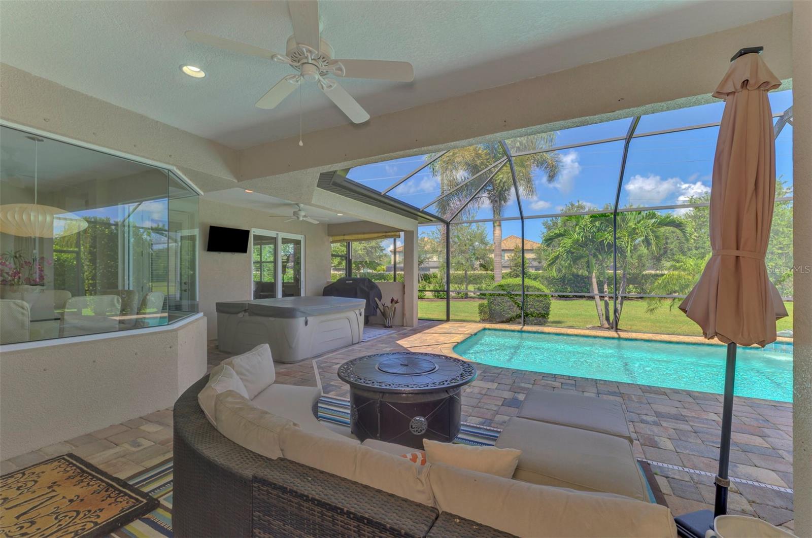 708 ROSEMARY CIR — photo 44