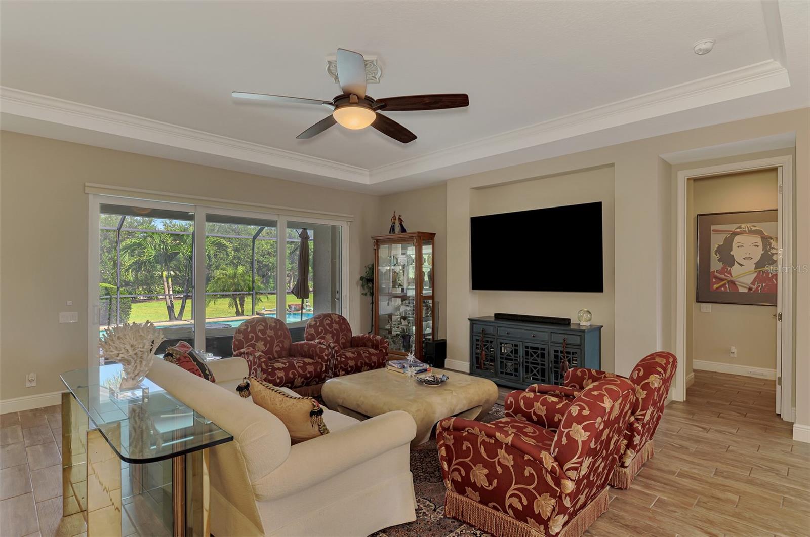 708 ROSEMARY CIR — photo 25