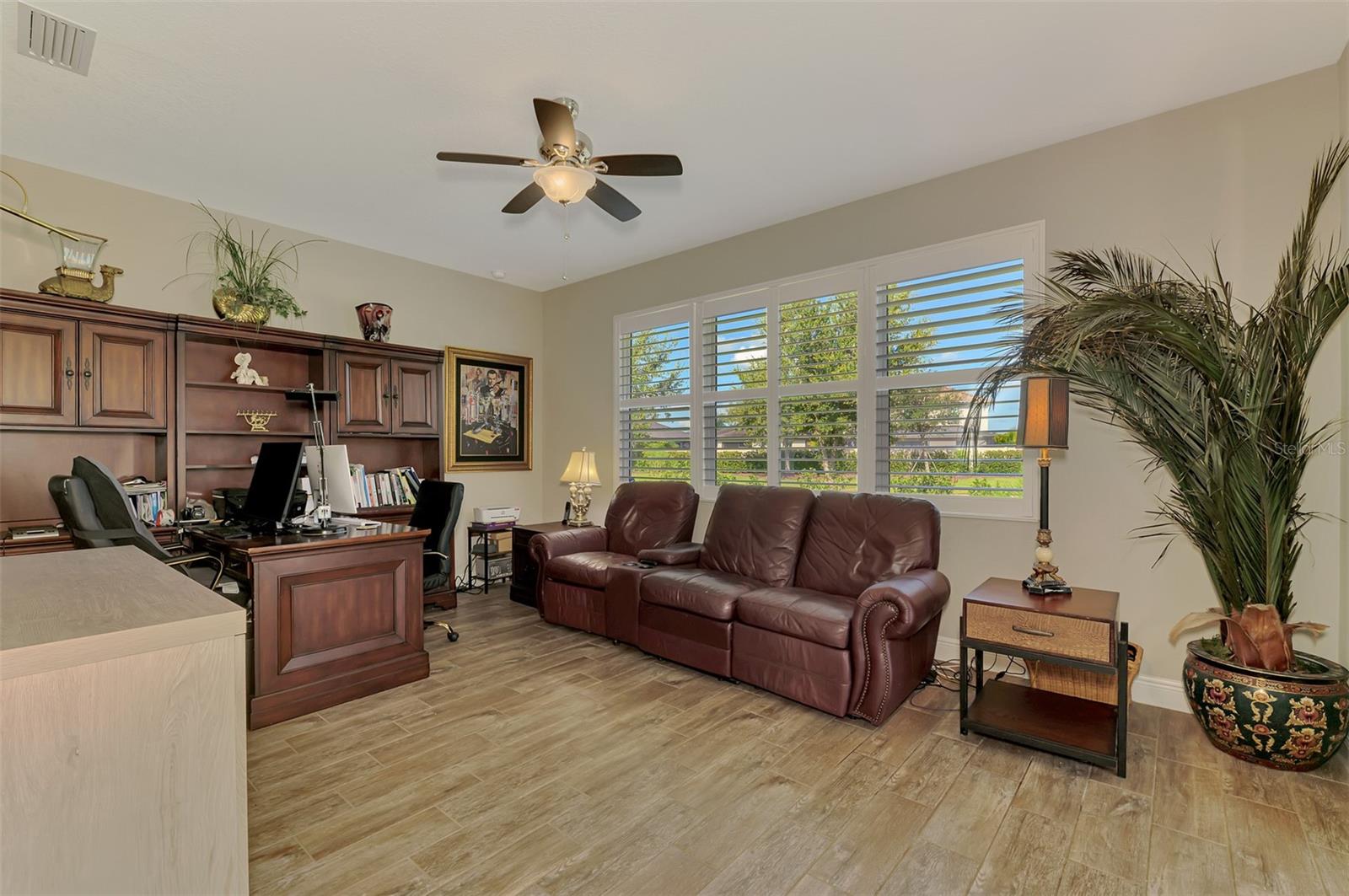 708 ROSEMARY CIR — photo 42