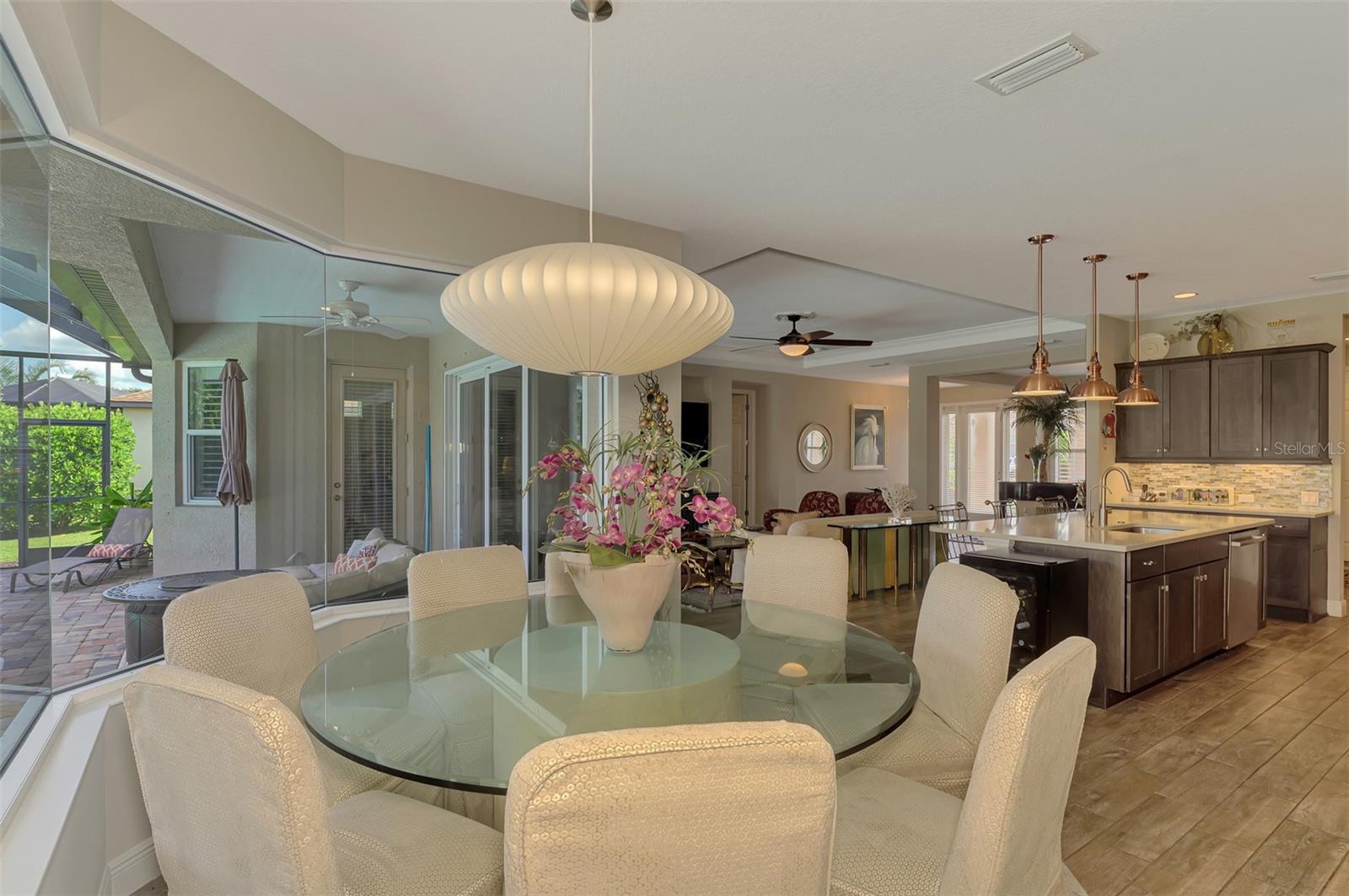708 ROSEMARY CIR — photo 32