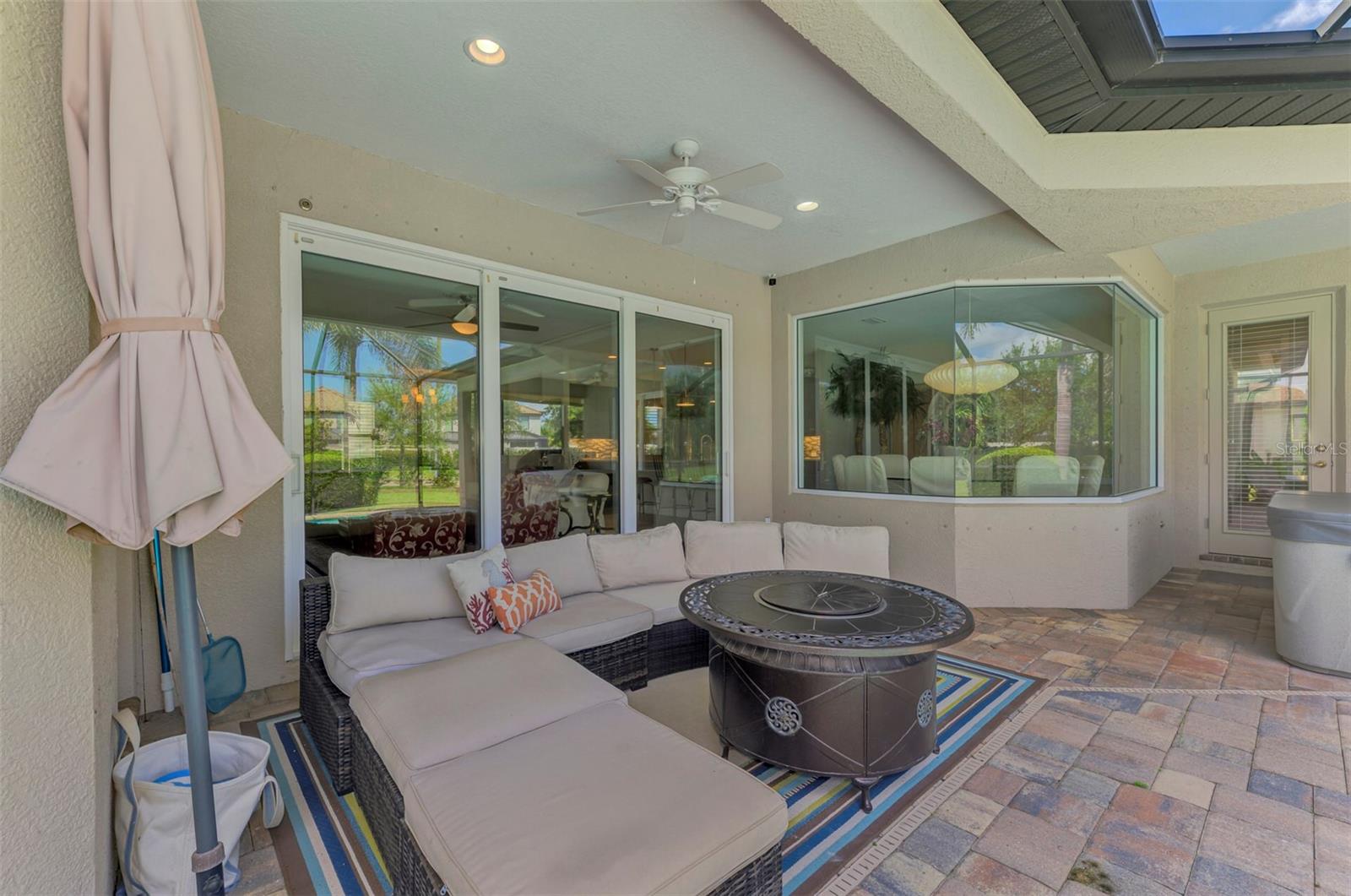 708 ROSEMARY CIR — photo 45
