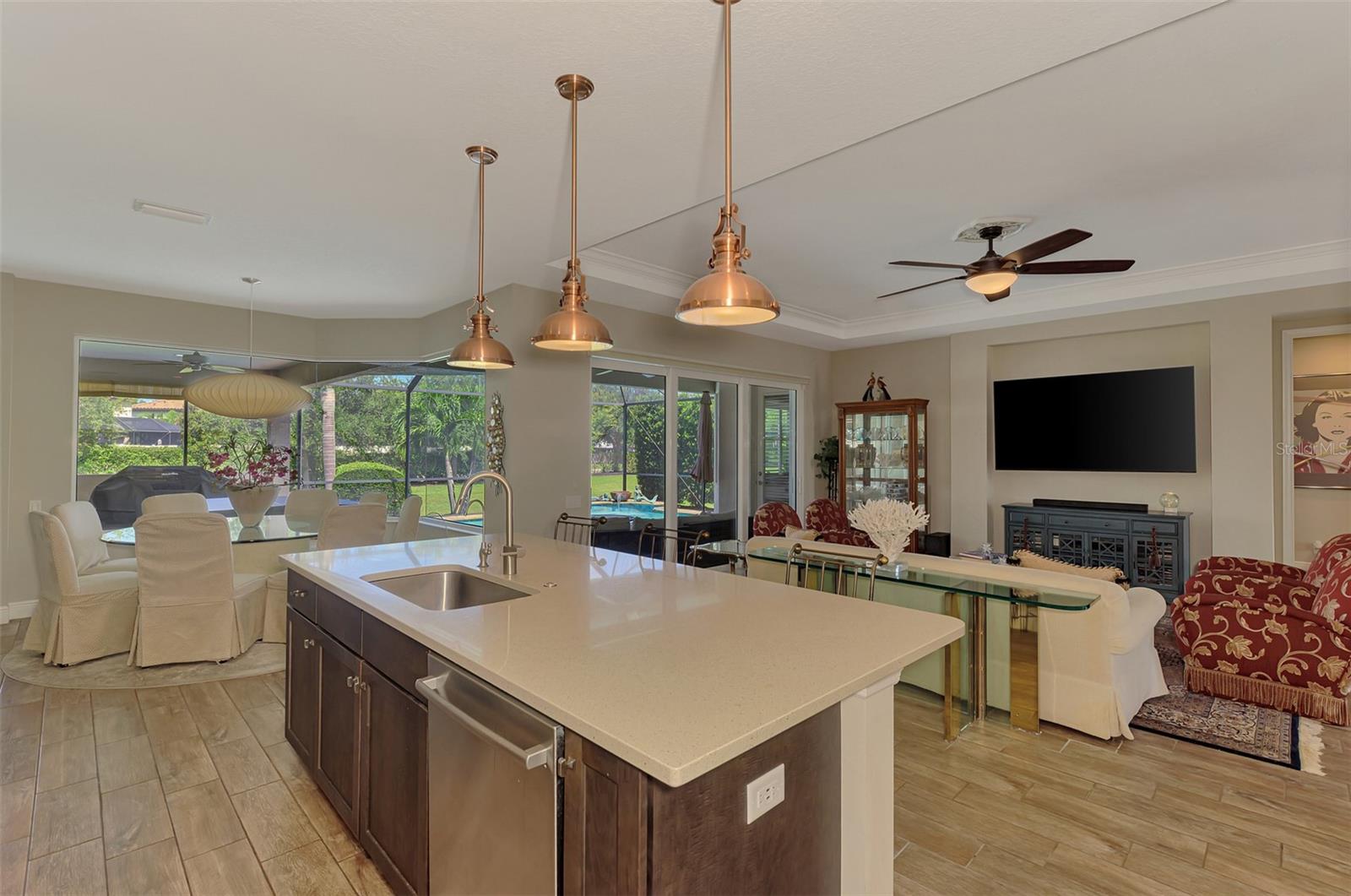 708 ROSEMARY CIR — photo 23