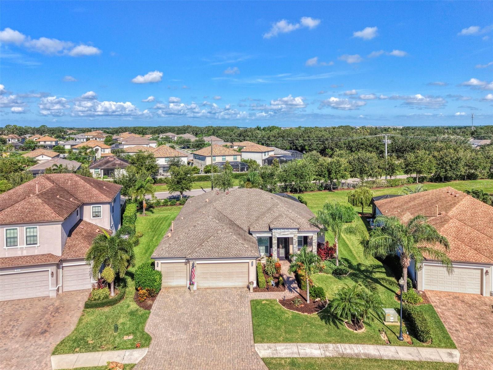708 ROSEMARY CIR — photo 5