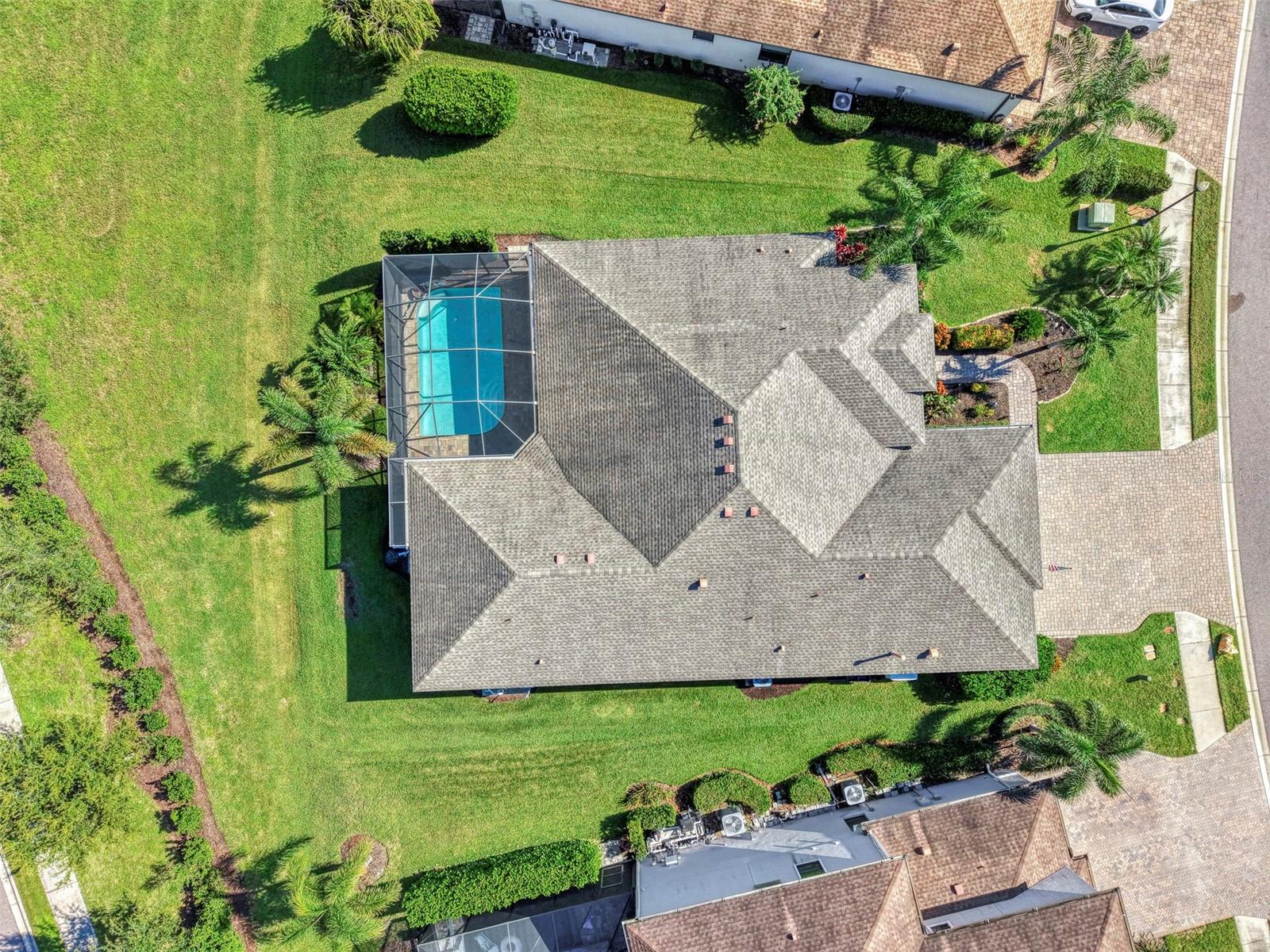 708 ROSEMARY CIR — photo 6