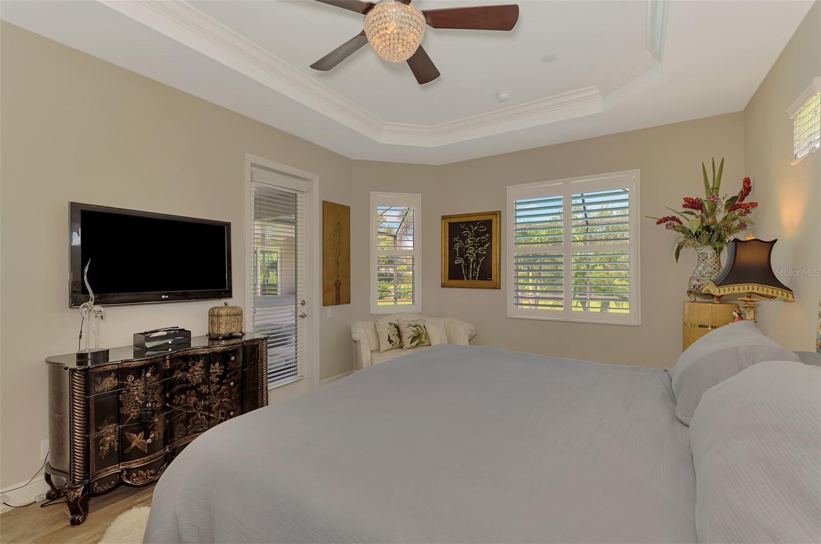 708 ROSEMARY CIR — photo 34