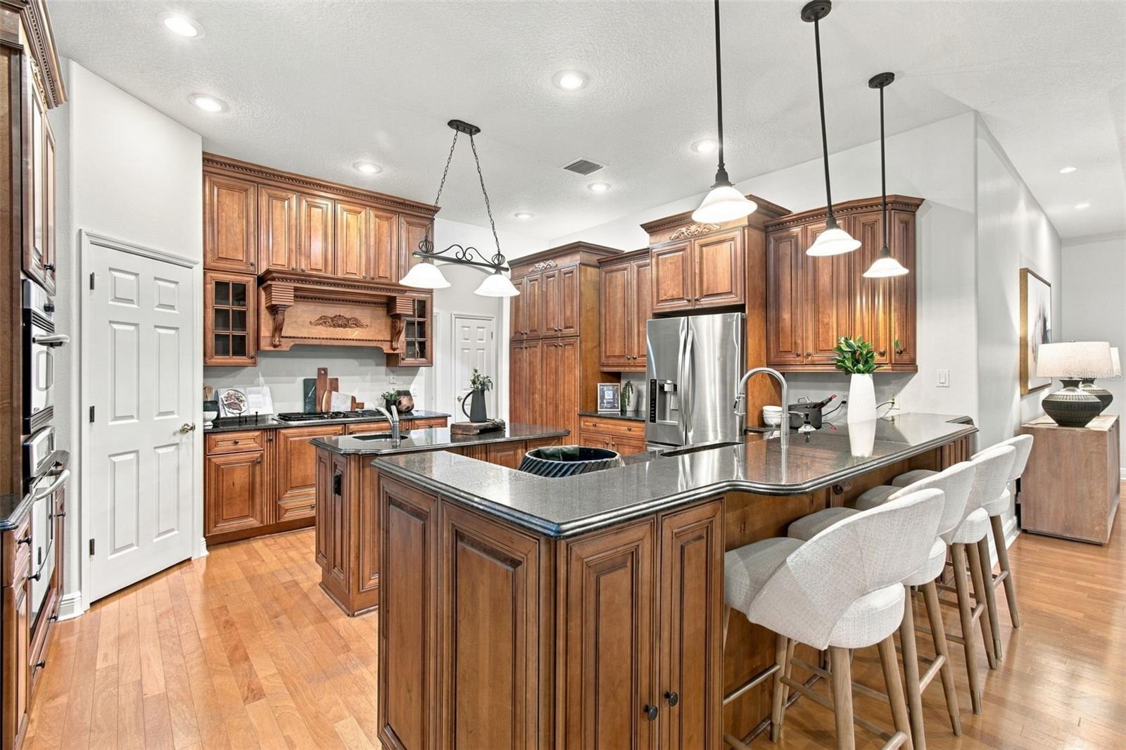 816 CITRUS WOOD LN — photo 24