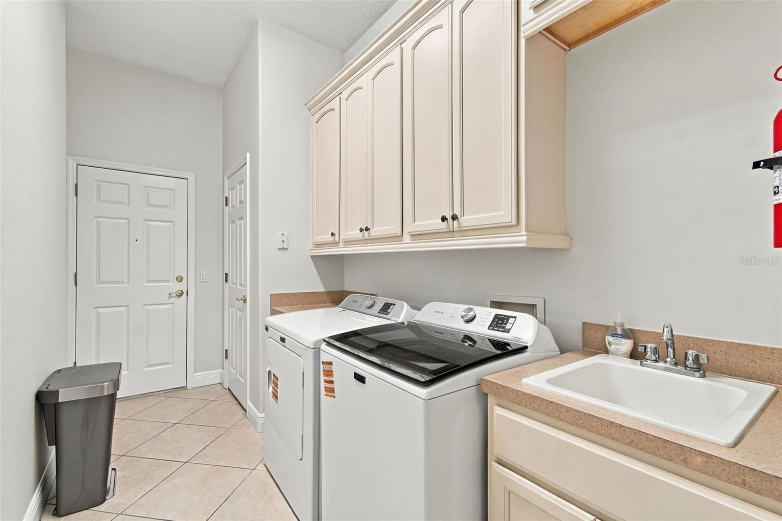 816 CITRUS WOOD LN — photo 71